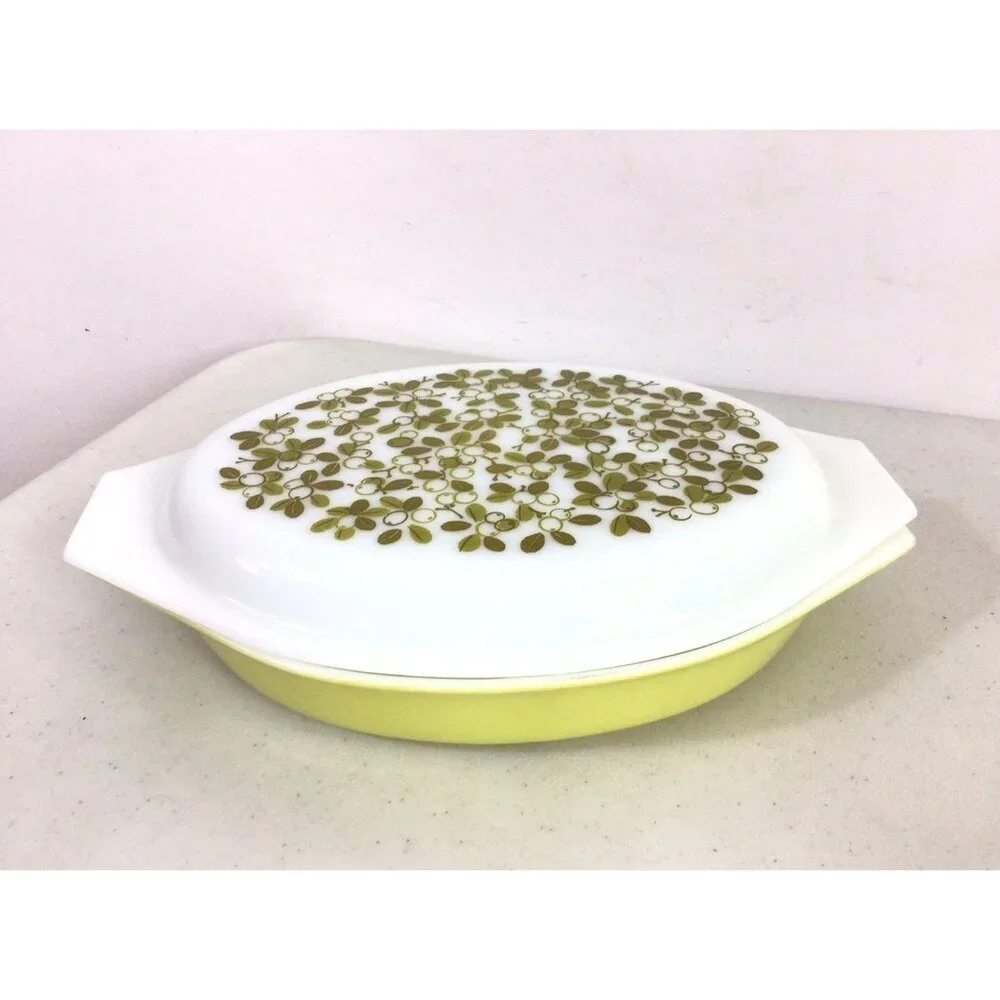 Vintage Pyrex Green Floral Oval Casserole Dish Made Usa